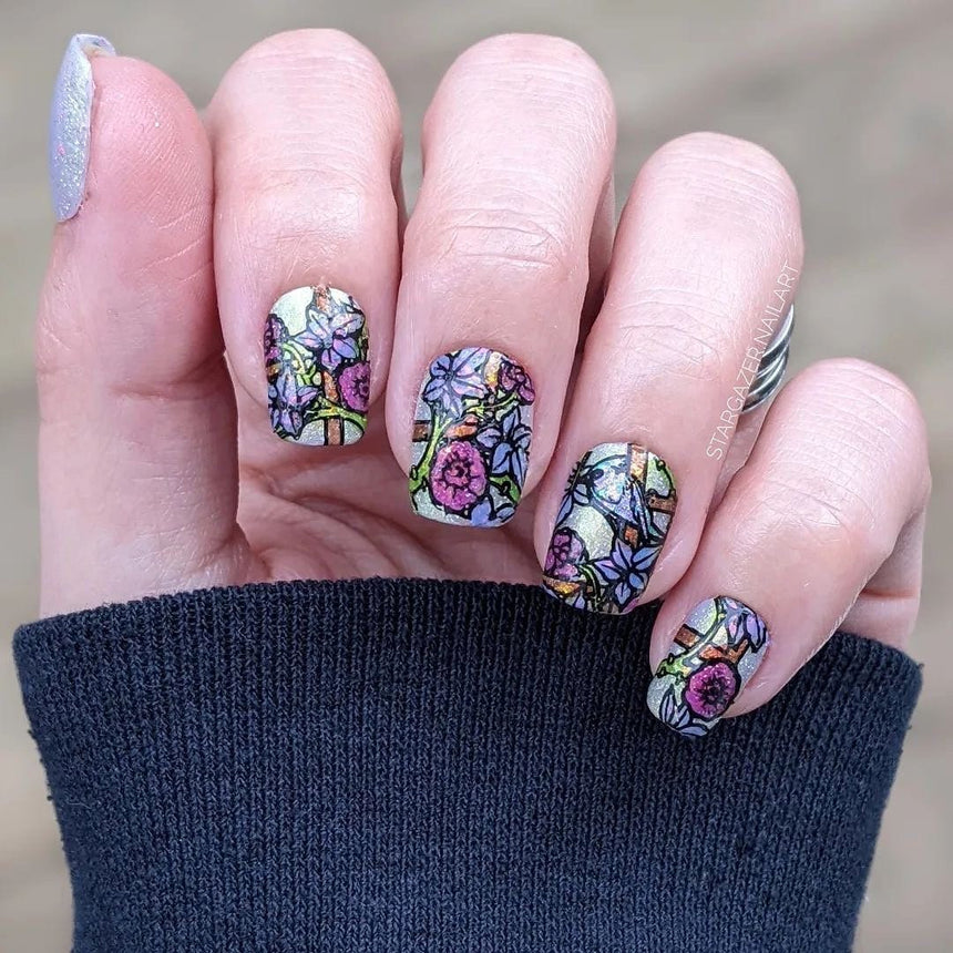 Art Nouveau: Floral Muse (MXM071) - Nail Stamping Plate