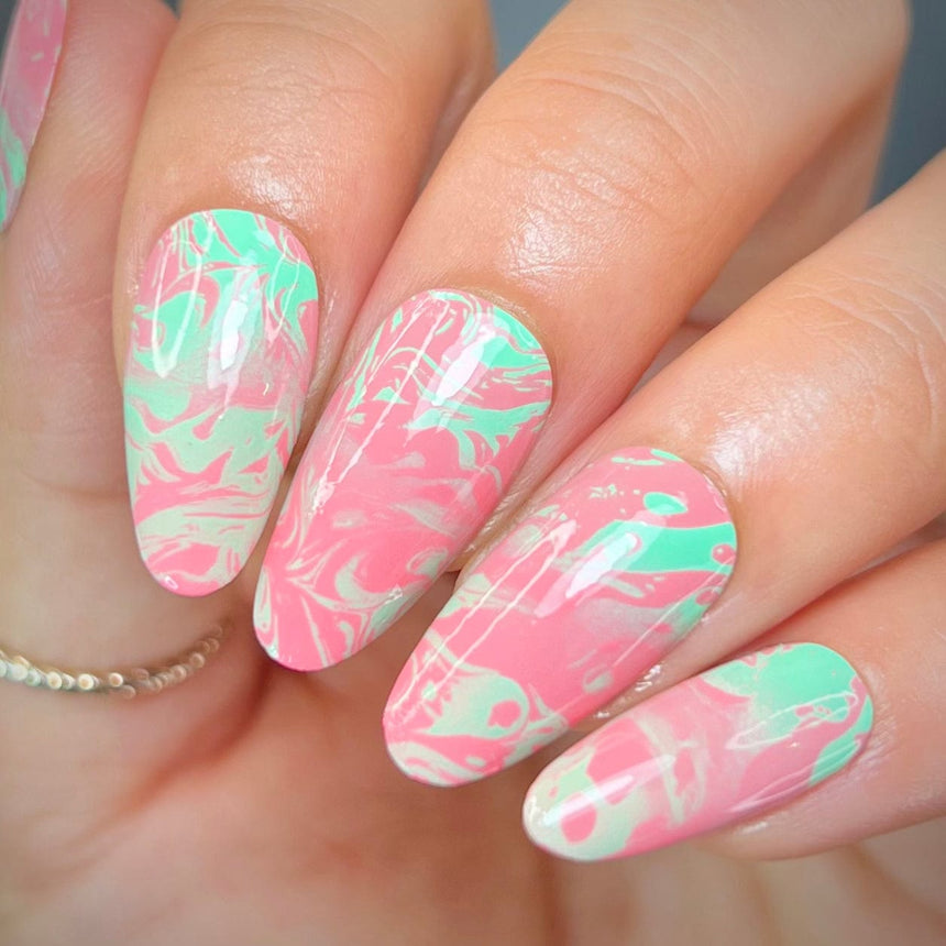 Go with the Flow: Tip the Flow (MXM134) - Nail Stamping Plate