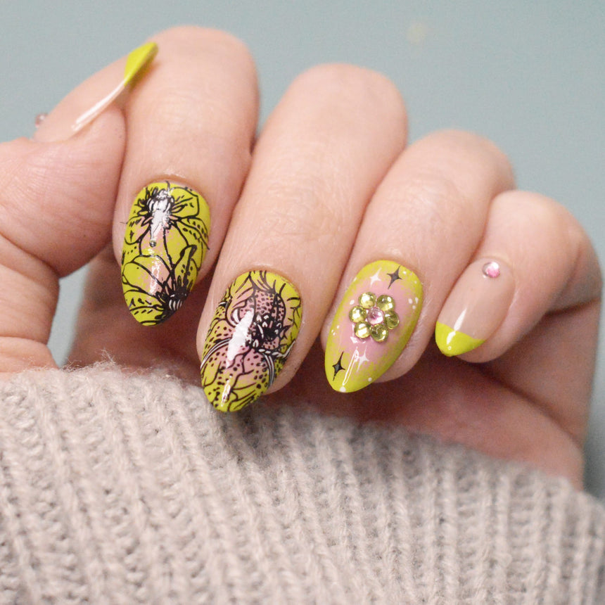 NAIL SUBSCRIPTION BOX - JOIN THE MANI X ME MONTHLY CLUB