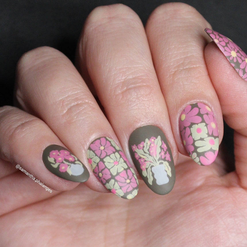 Bloom Revival: Petal Pulse (MXM147) - Nail Stamping Plate