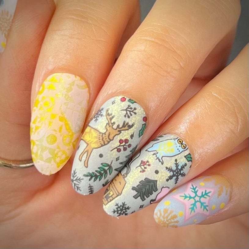 Holiday Hygge: Cozy & Knitted (MXM115) - Nail Stamping Plate