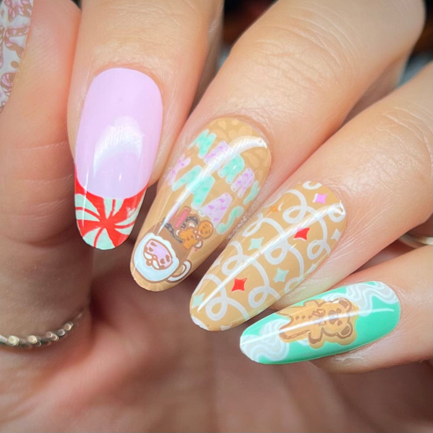Gingerbread House: Deck the Dough (MXM139) - Nail Stamping Plate