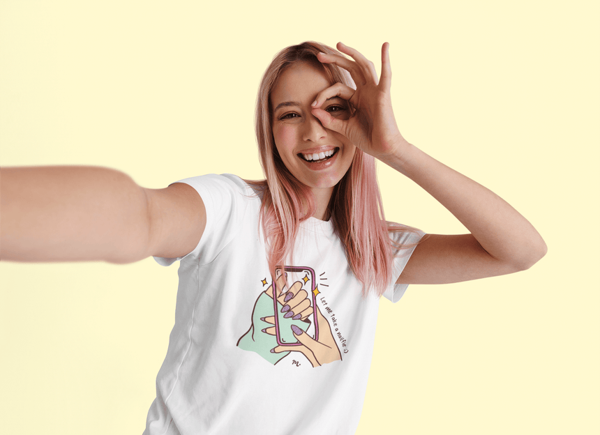 Let Me Take A Nailfie - Short Sleeve T-shirt