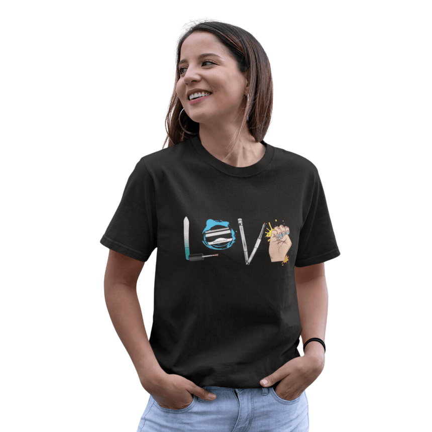 Nails LOVE - Short Sleeve T-shirt