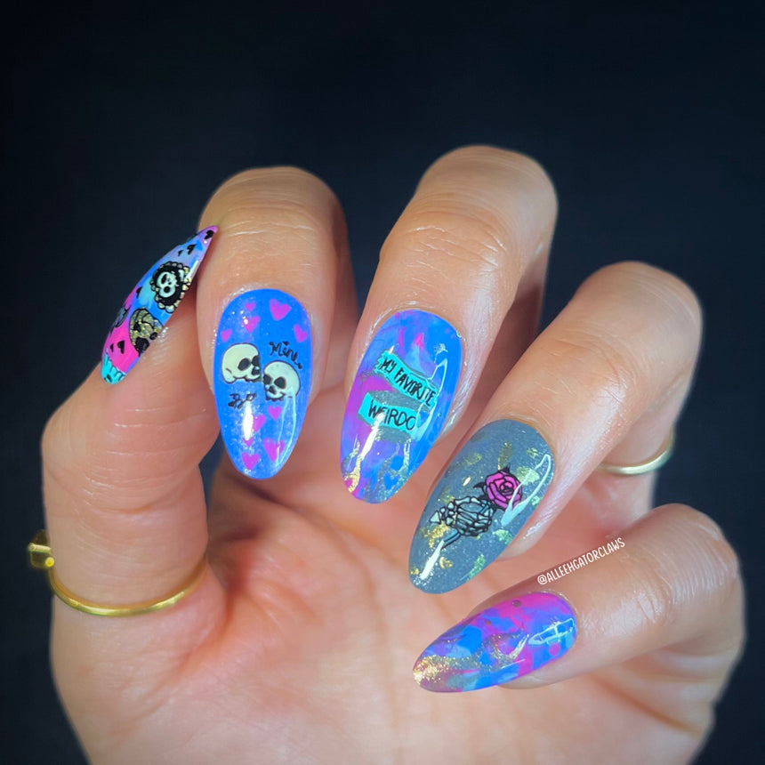 Batty Love (M346) - Nail Stamping Plate