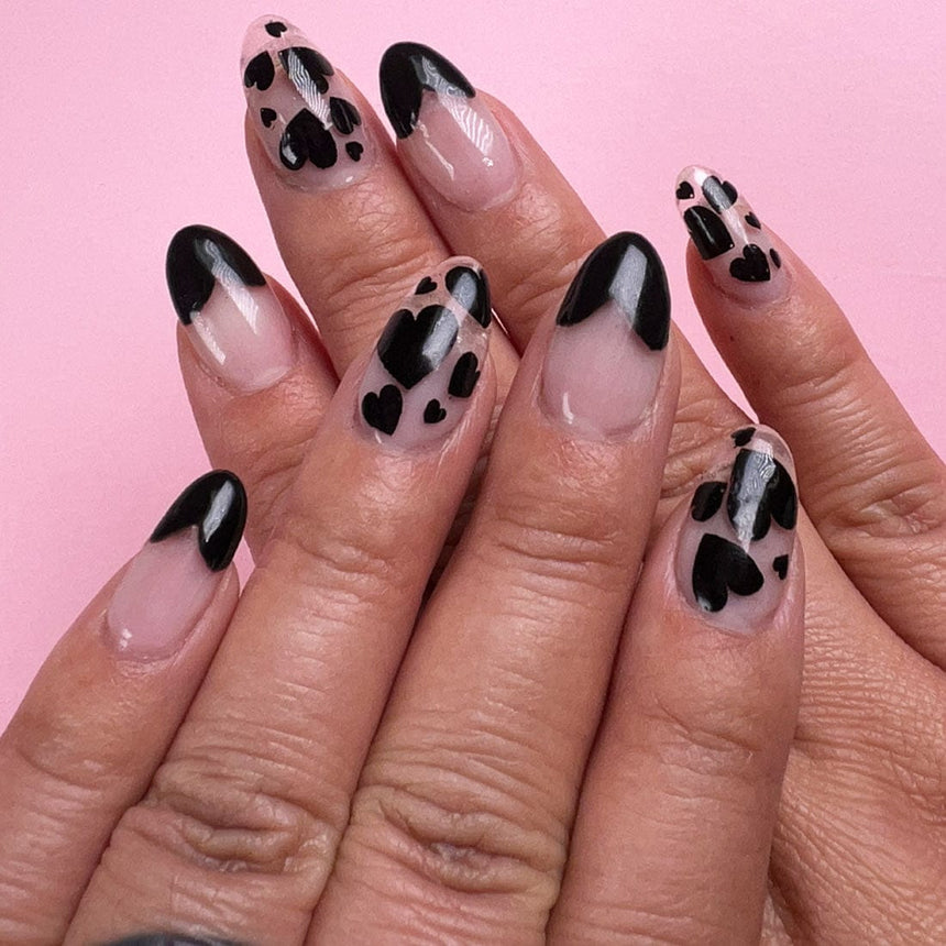 Bleeding Hearts (m272) - Nail Stamping Plate