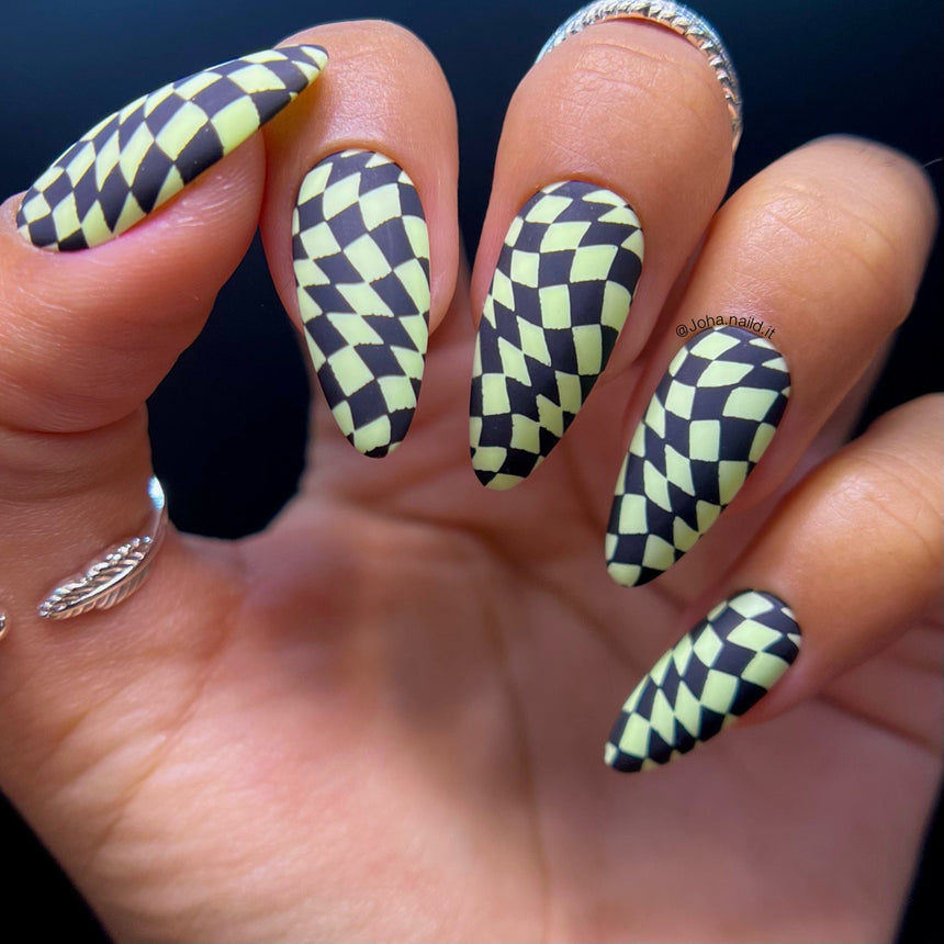 Checkmate (M326) - Nail Stamping Plate