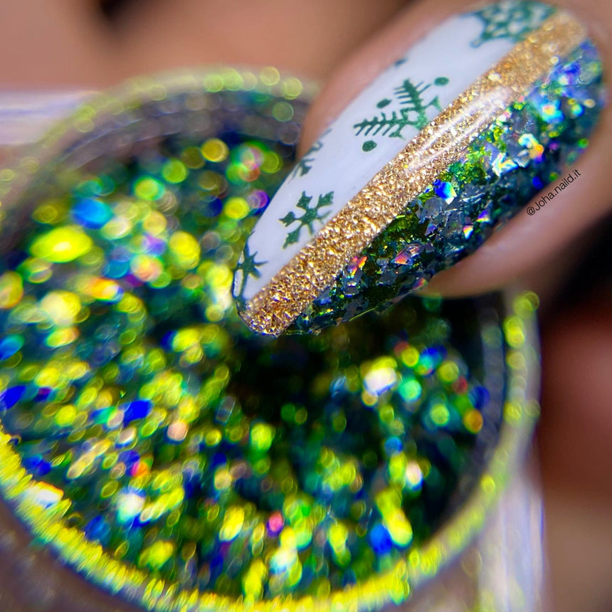 Flashy (NA037) - Green Iridescent Flakies
