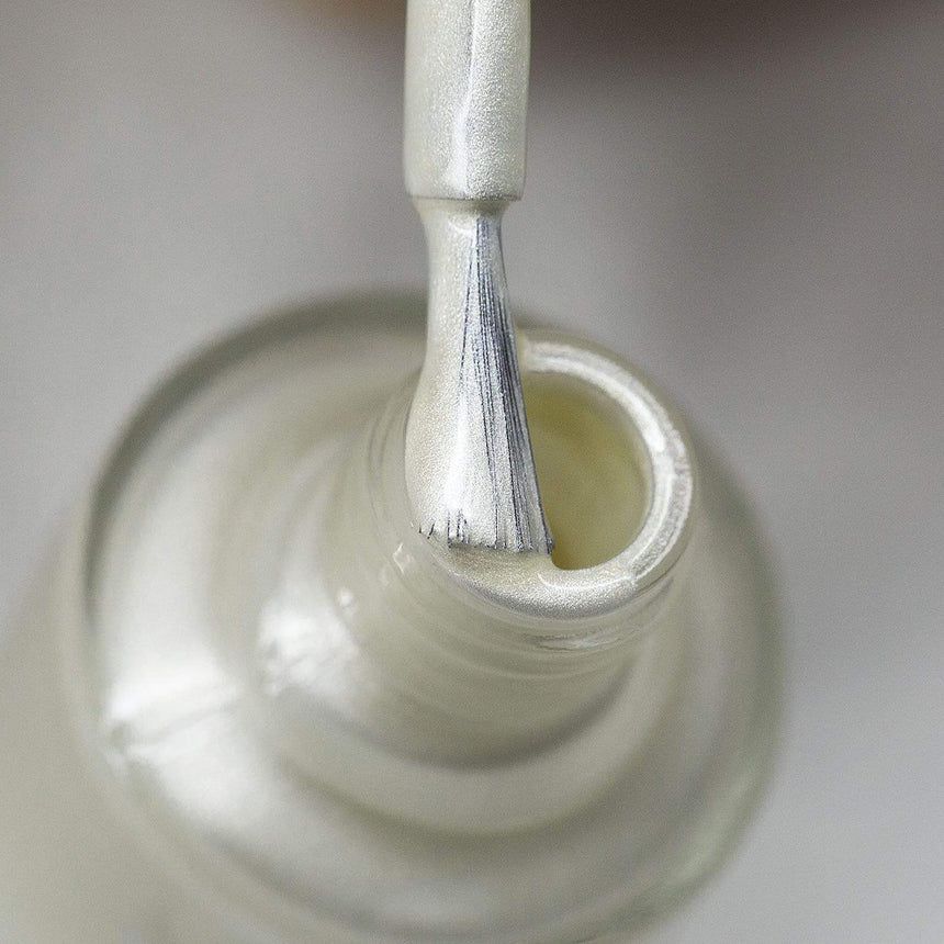 Frozen (B316) Metallic Pearl White Stamping Polish