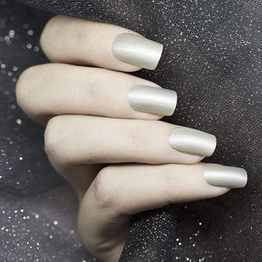 Frozen (B316) Metallic Pearl White Stamping Polish