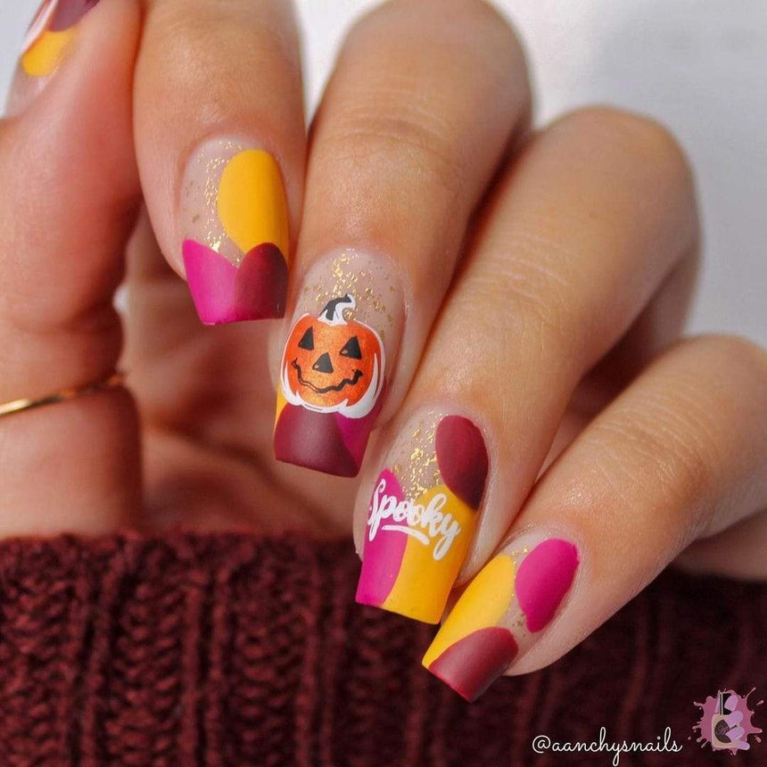 Halloween: Bad to the Bone (m158) - Nail Stamping Plate