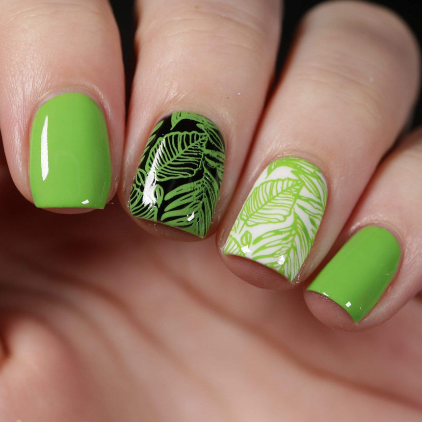 Juicy: Sour Apple (B378) - Light Green Stamping Polish