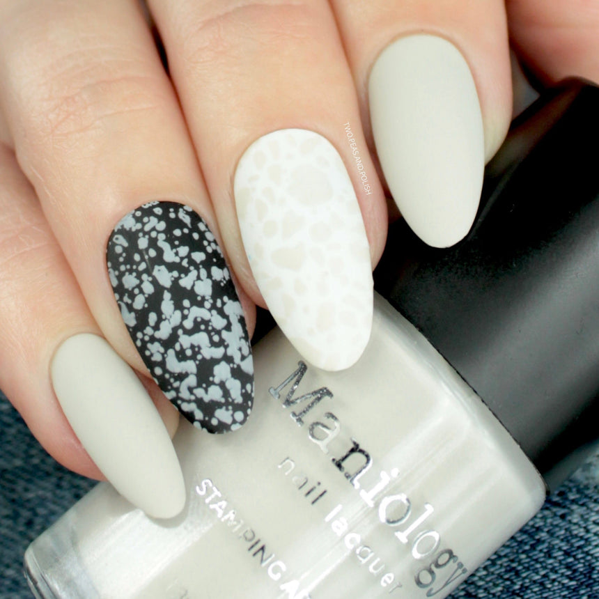 Luna (B327) - Creamy Gray Stamping Polish