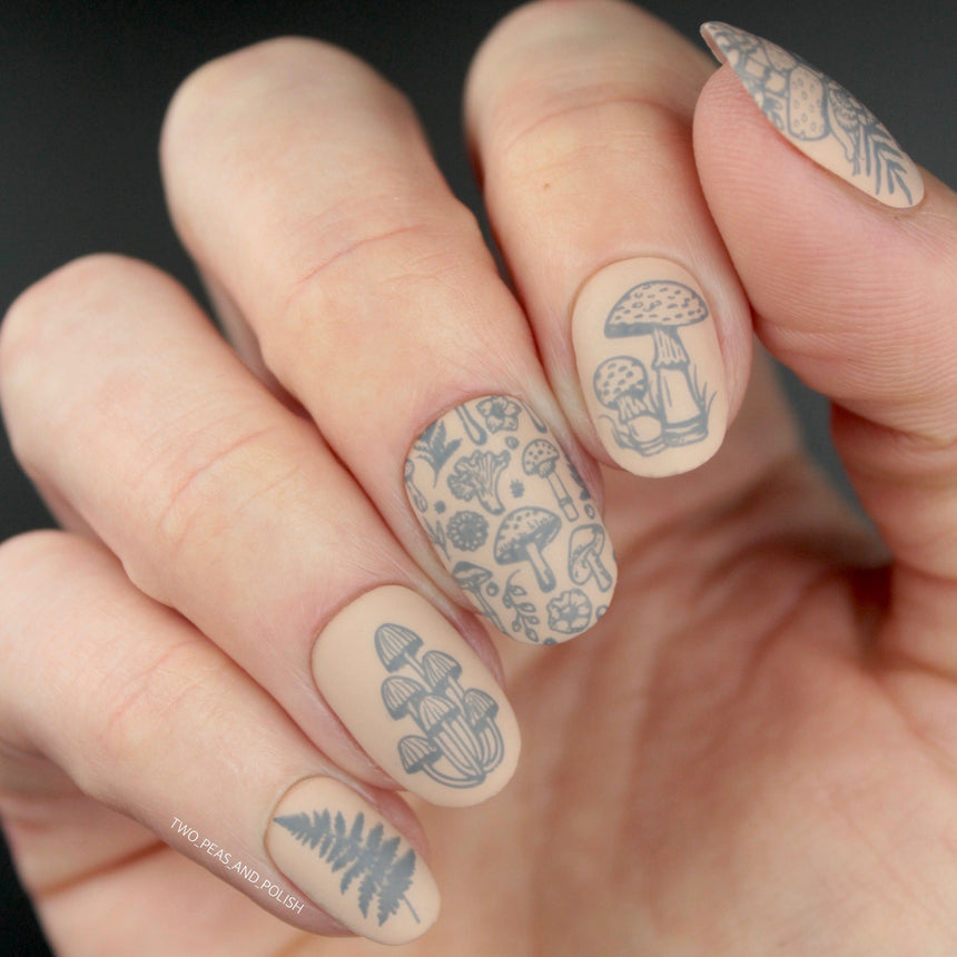 Magic Mushrooms (m280) - Nail Stamping Plate