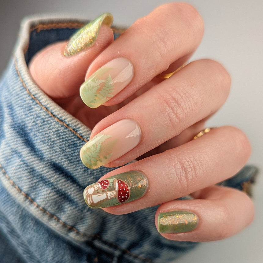 Magic Mushrooms (m280) - Nail Stamping Plate