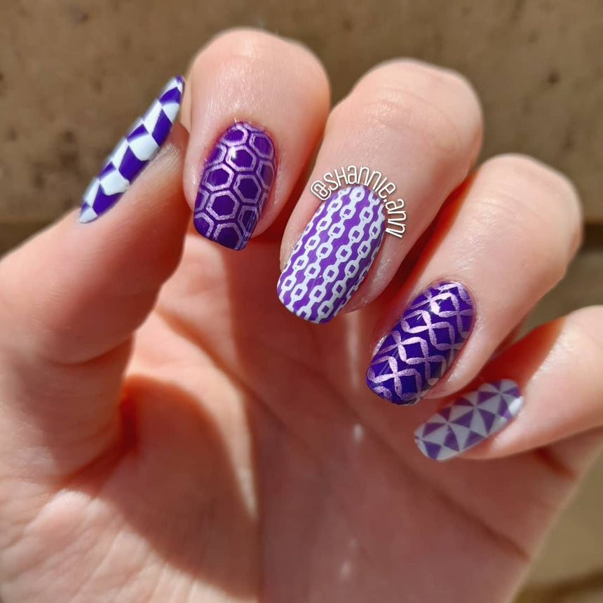 Patterns: Chain Reaction (m086) - Nail Stamping Plate