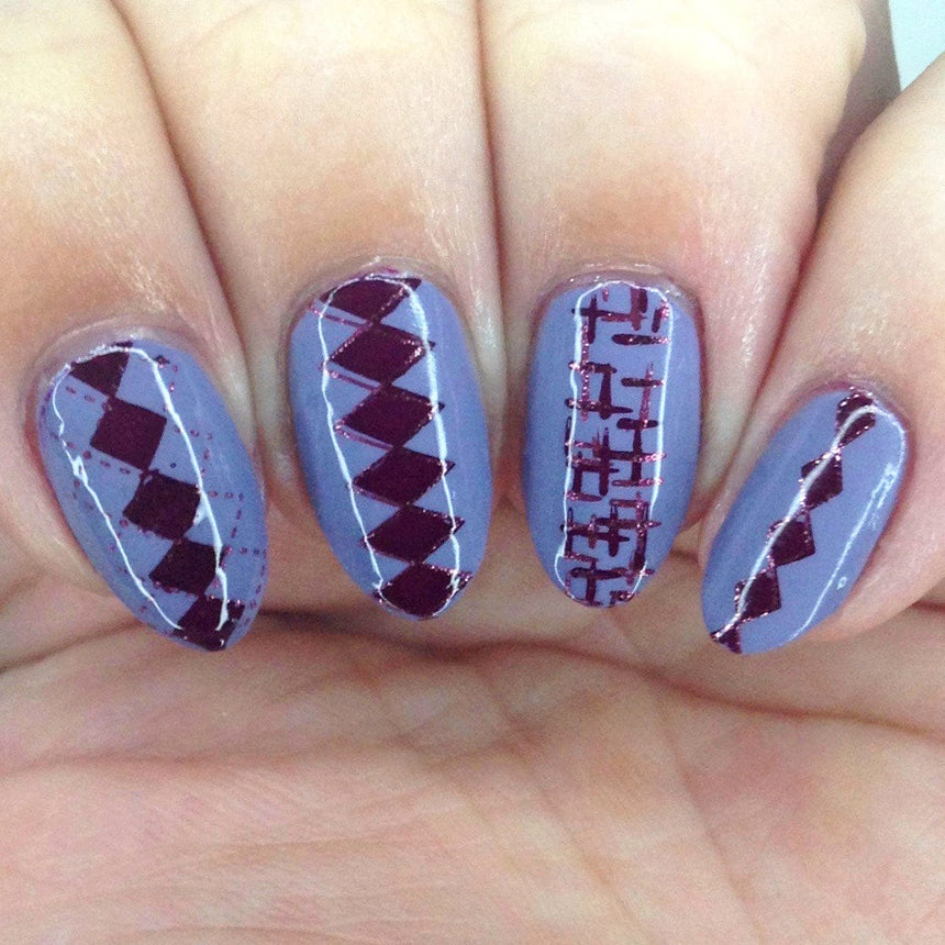 Plaid Season (M336) - Nail Stamping Plate