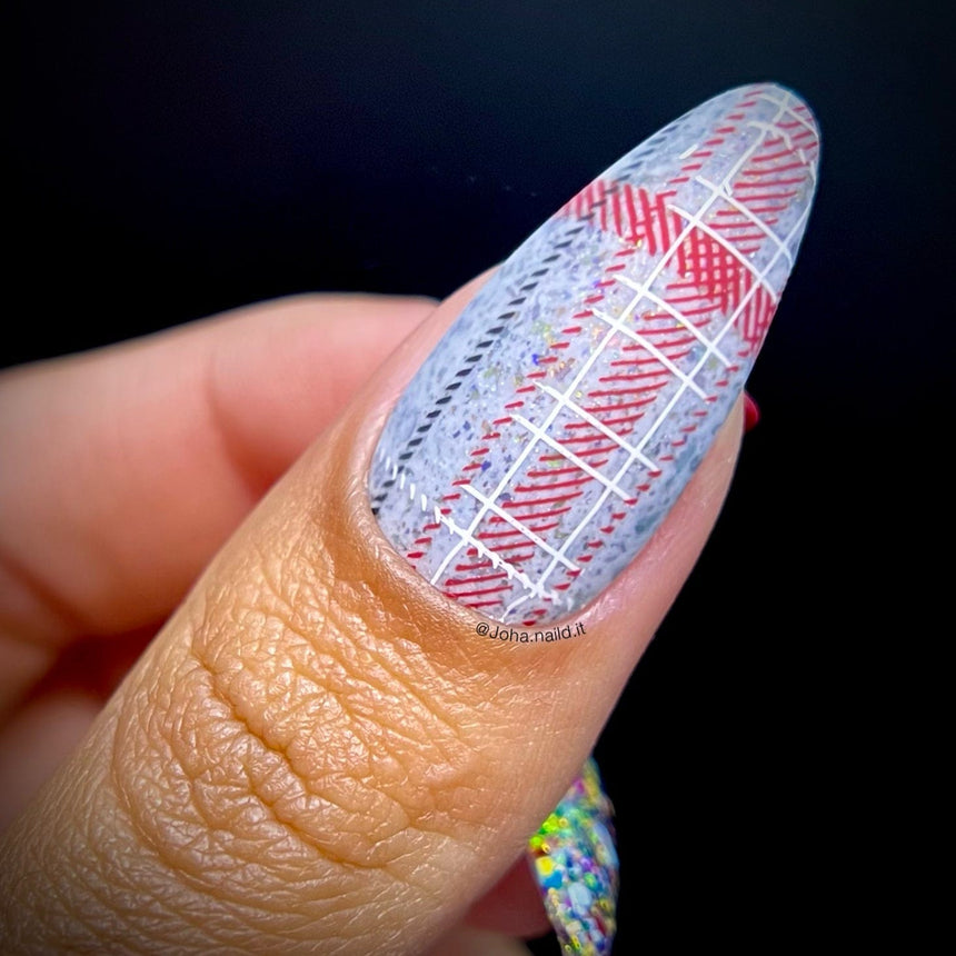 Plaid Season (M336) - Nail Stamping Plate
