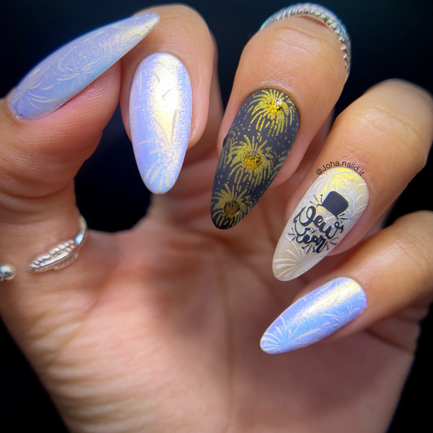 Polar (NA039) - Iridescent Nail Art Powder