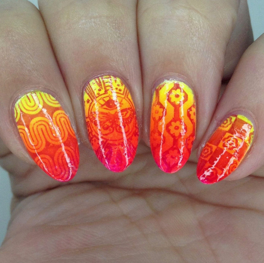 Retro Lover (M330) - Nail Stamping Plate