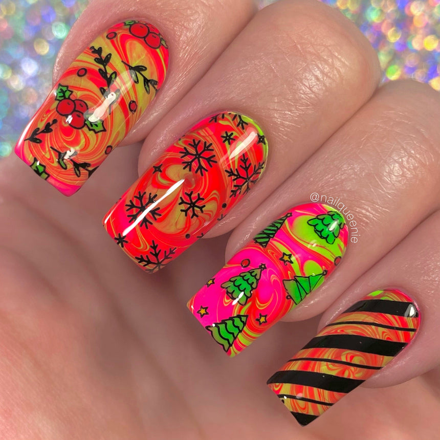 Santa's Workshop (M341) - Nail Stamping Plate