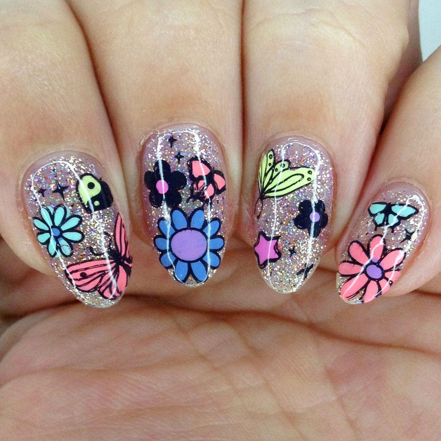 Sunshine Babe (M329) - Nail Stamping Plate