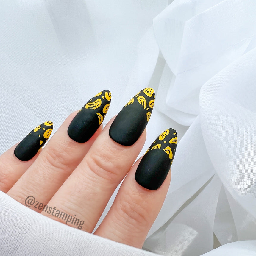 Sunshine Babe (M329) - Nail Stamping Plate