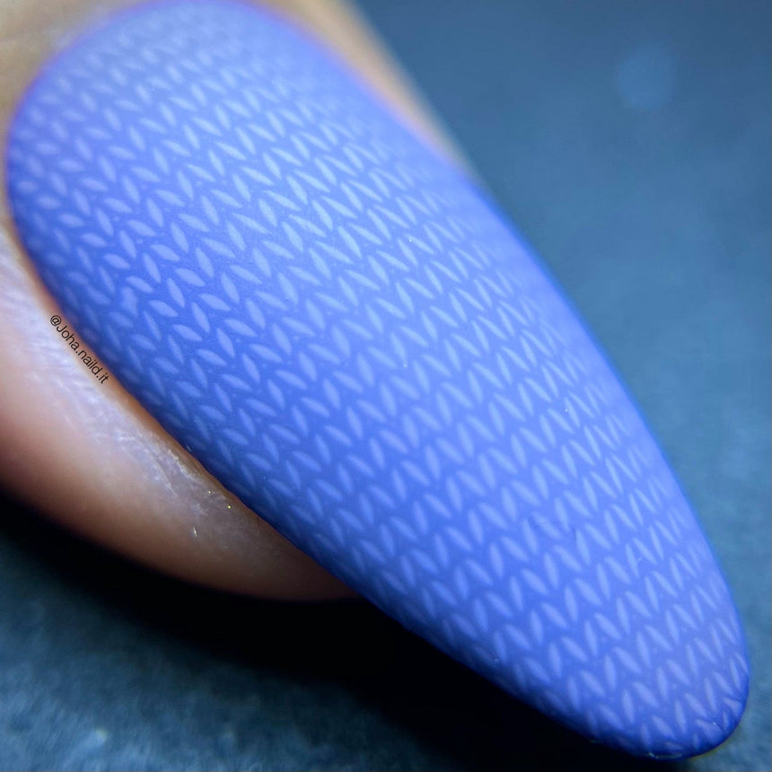 Sweater Season (M337) - Nail Stamping Plate