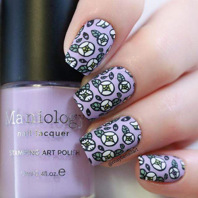 Manicure using Maniology products Lilac Mist stamping polish and stamping plate M201
