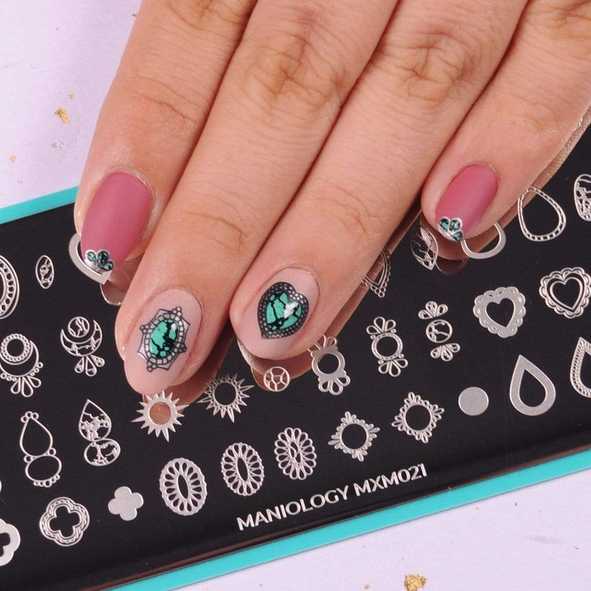 Absolute Gem: Cut to Sparkle (MXM021) - Nail Stamping Plate