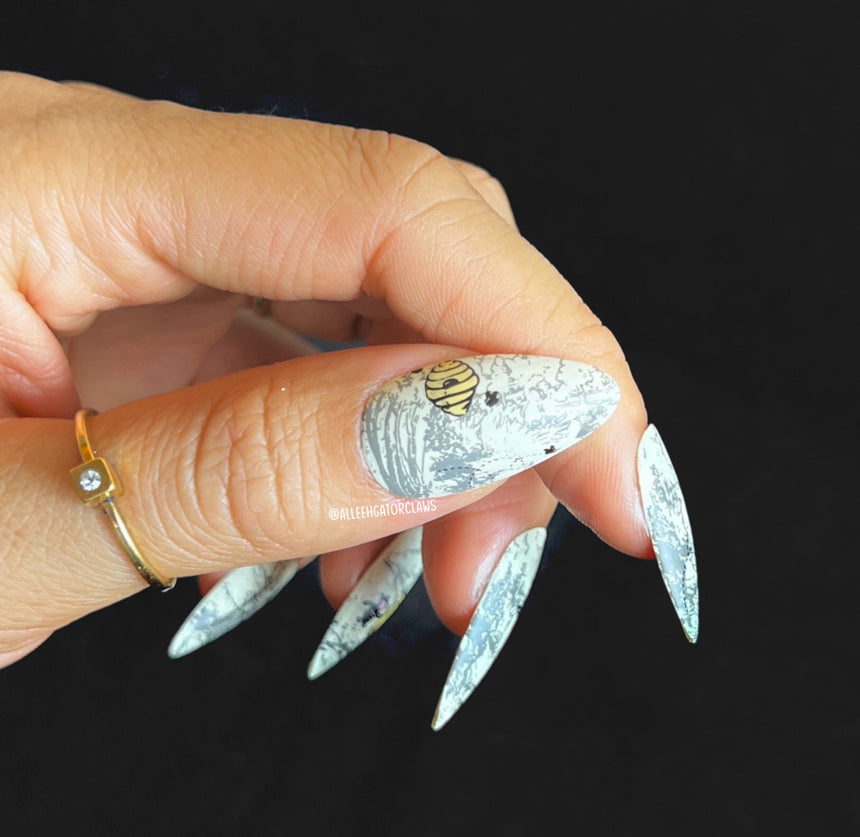 Hundred Acre Wood: Tales from the Wood (MXM090) - Nail Stamping Plate