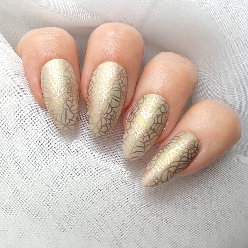 Electro-Cute: Wicked Glow (MXM088) - Nail Stamping Plate