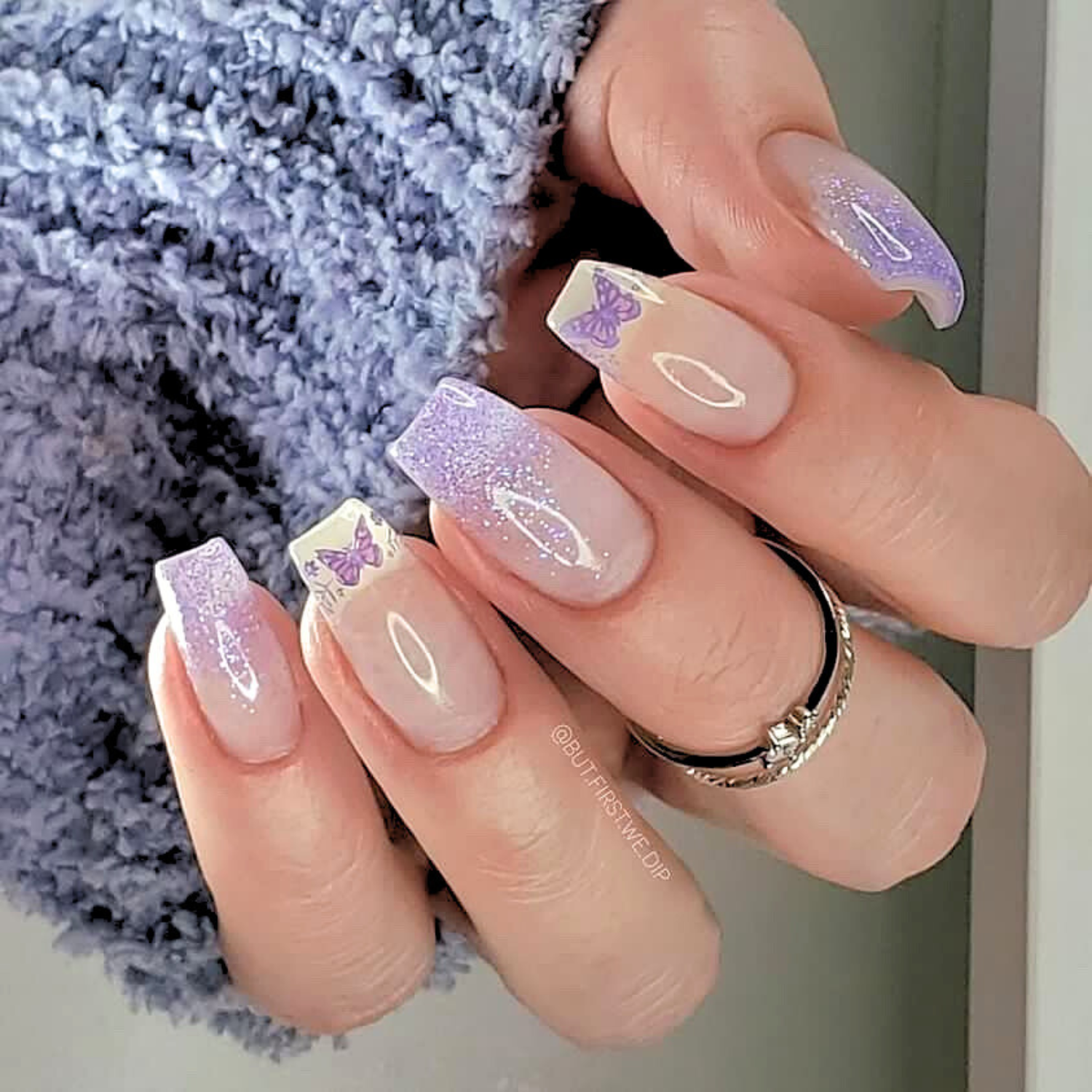 Sleek Minimalist Nails for Daily Wear