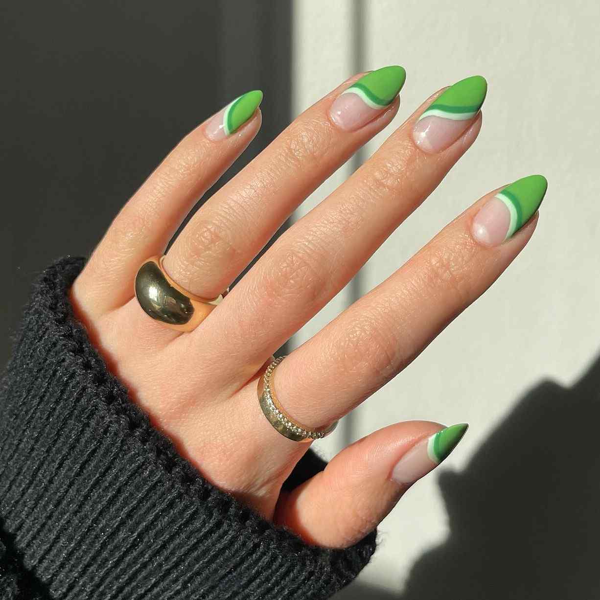 French Tip Nail Art & Manicures are a Modern Classique