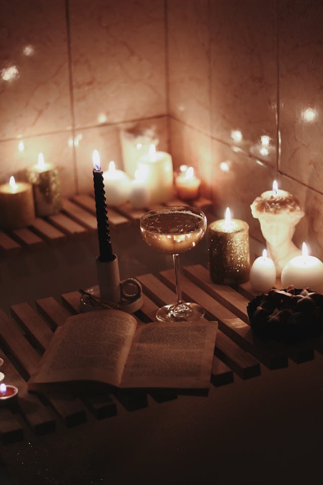 Self-Care But Make it Spooky! How to Celebrate Halloween at Home with a Self-Care Night 🎃💅