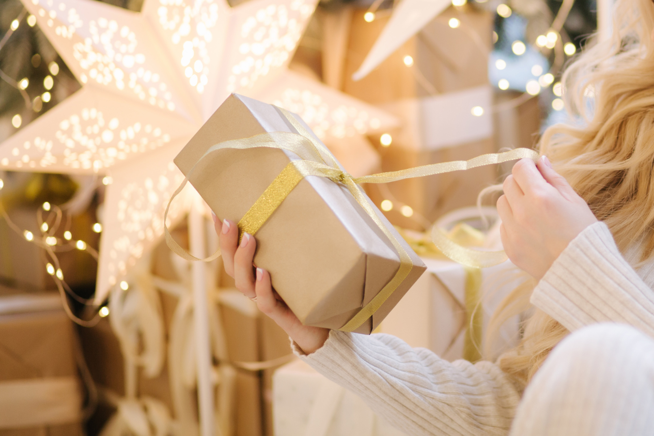 Holiday Gift Ideas for Women: 10 Thoughtful Gifts She'll Love to Unwrap