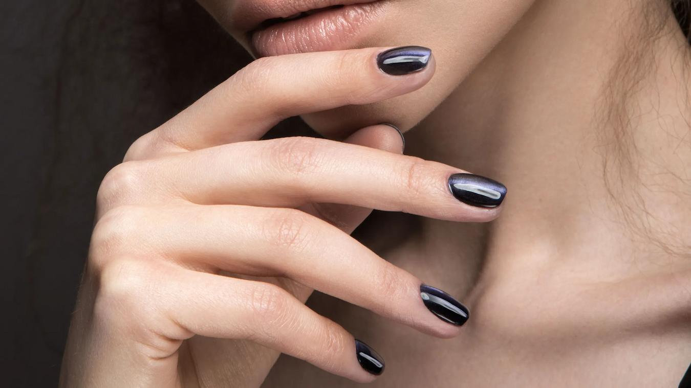 33+ Coolest Purple Halloween Nails For The Fright Night