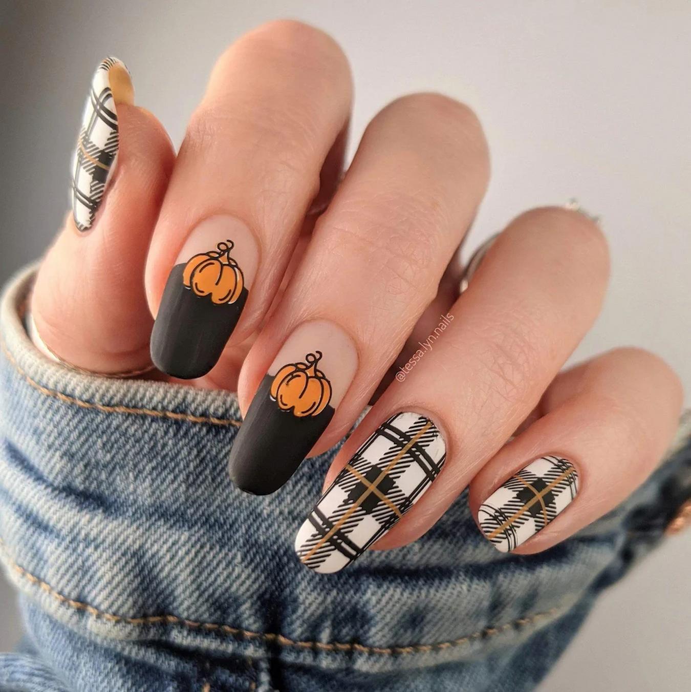 Festive Plaid Nails for Fall Vibes