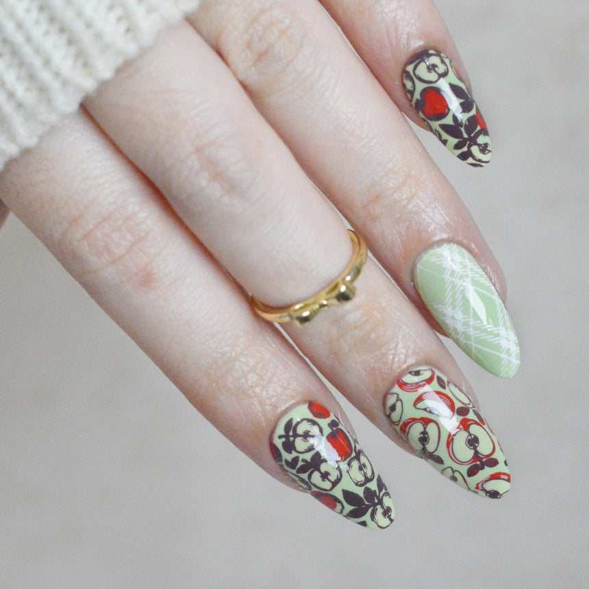 Apple Orchard (M641) - Nail Stamping Plate