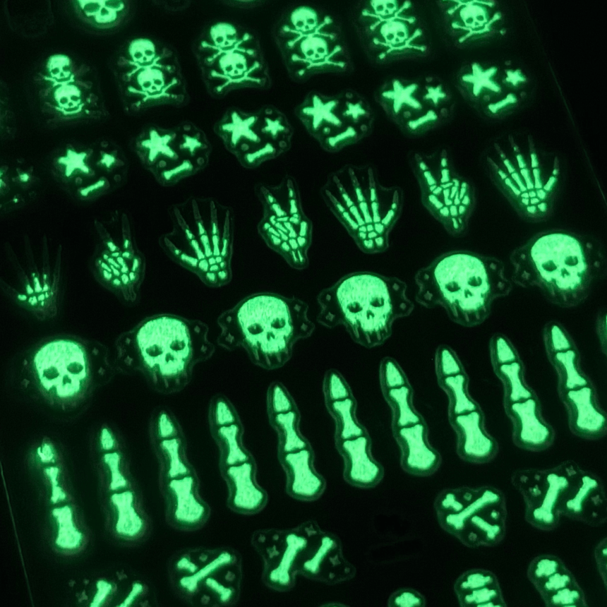 Bare Bones (MS-136) - Nail Art Sticker