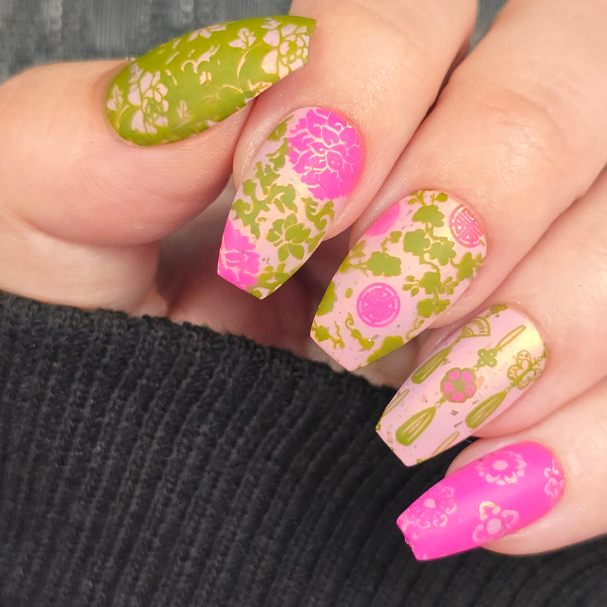 Ceremony Chic (M691) - Nail Stamping Plate