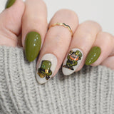 Clover Craze (M561) - Nail Stamping Plate