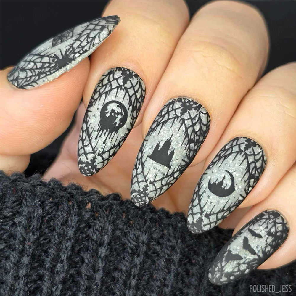 Dark Manor (M517) - Nail Stamping Plate