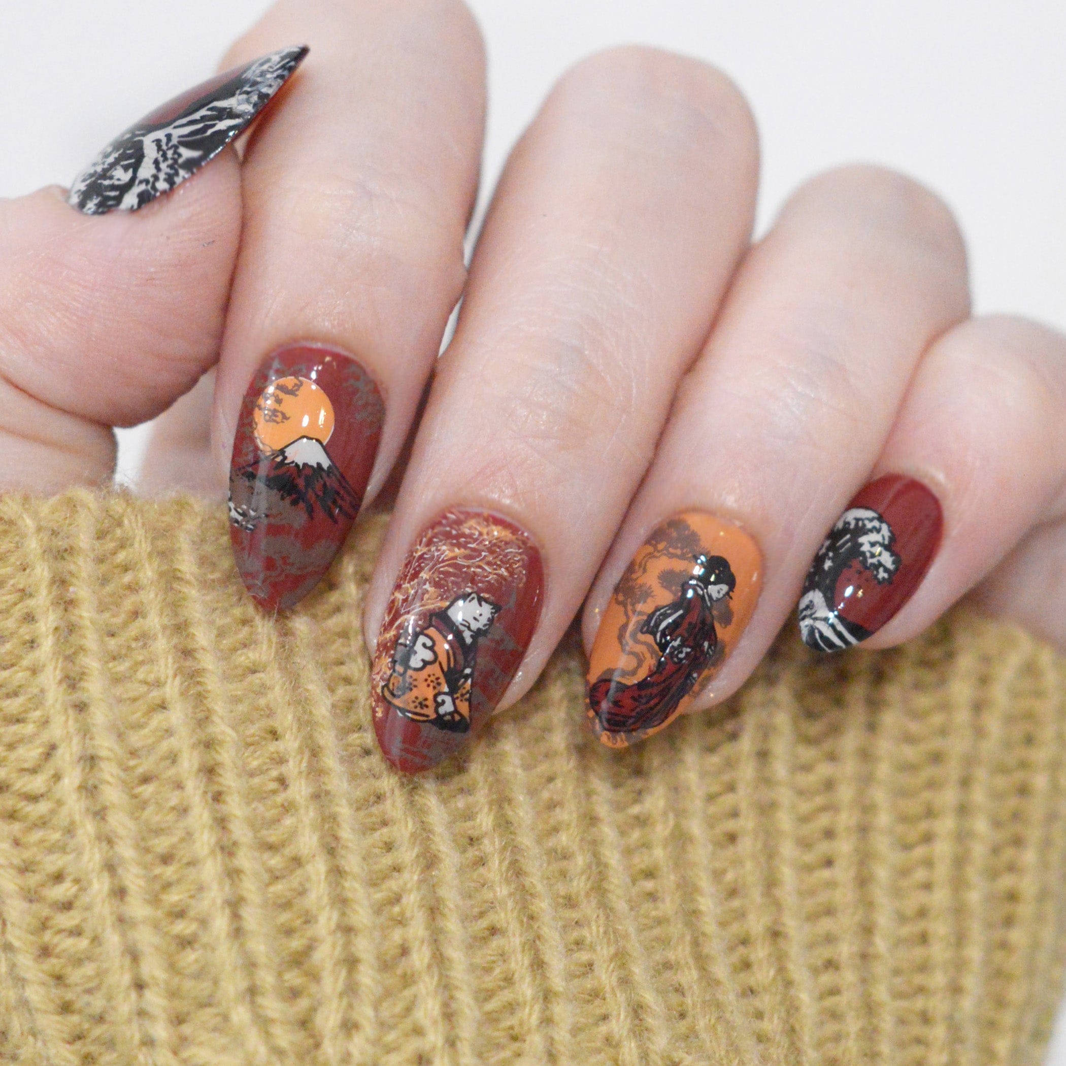 Floating Dreams (M684) - Nail Stamping Plate – Maniology
