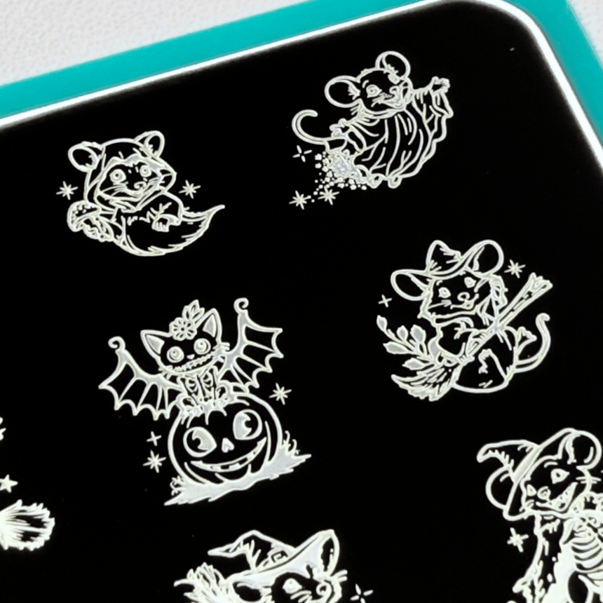 Friendly Familiars (M617) - Nail Stamping Plate
