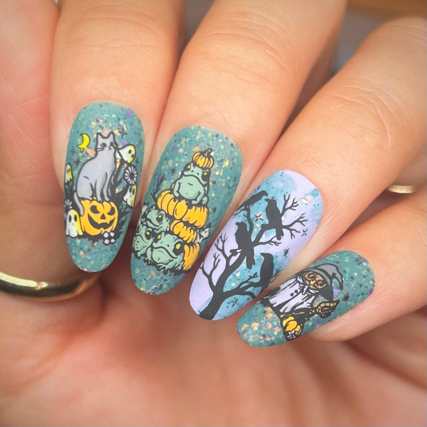 Friendly Familiars (M617) - Nail Stamping Plate