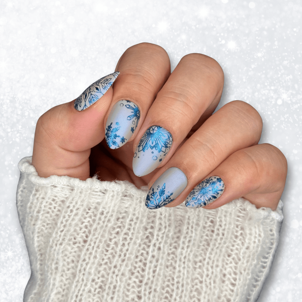 Frosty Snowflakes (M532) - Nail Stamping Plate