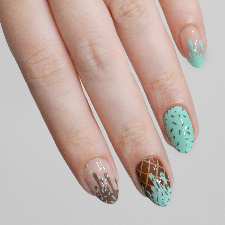 Gelateria (M712) - Nail Stamping Plate