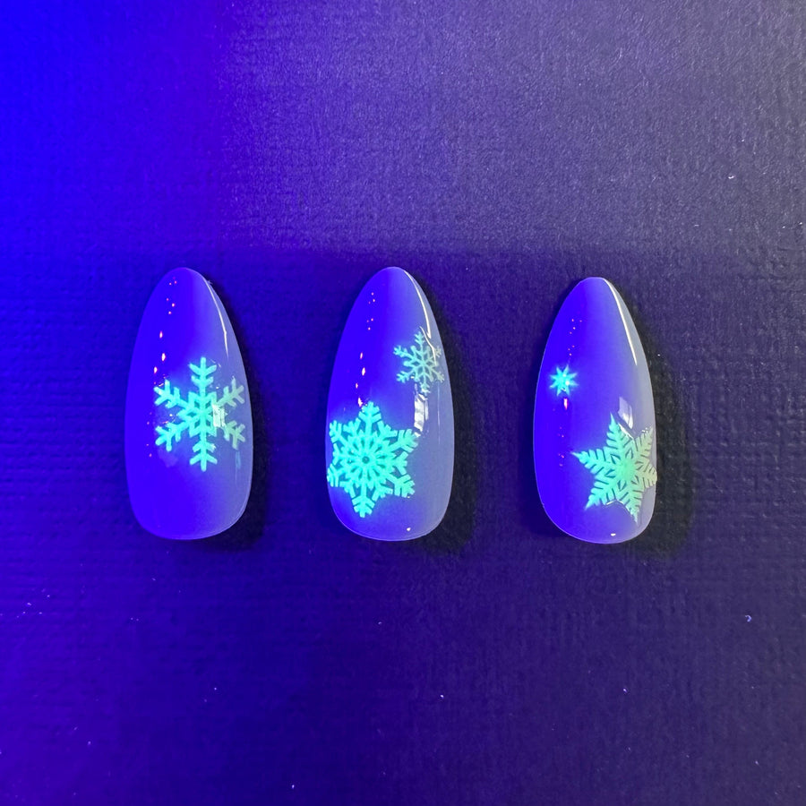 Glowy Snowflakes (DP2036) - Glow In The Dark Nail Art Sticker Sheet