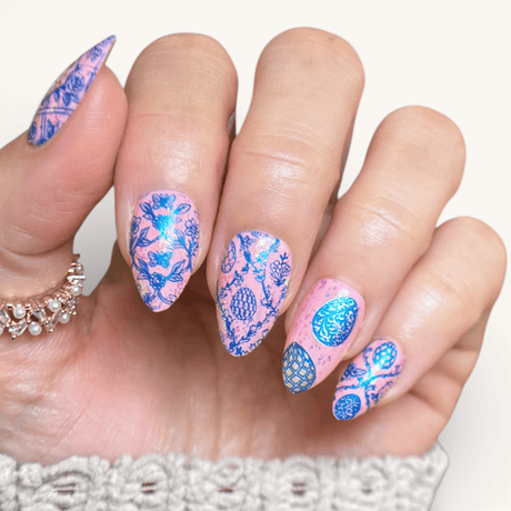 Heirloom Eggs (M682) - Nail Stamping Plate